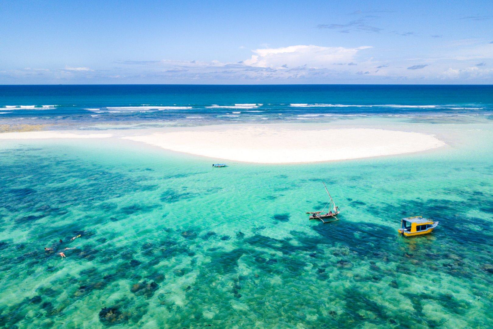 Robinson Island Glass Boat